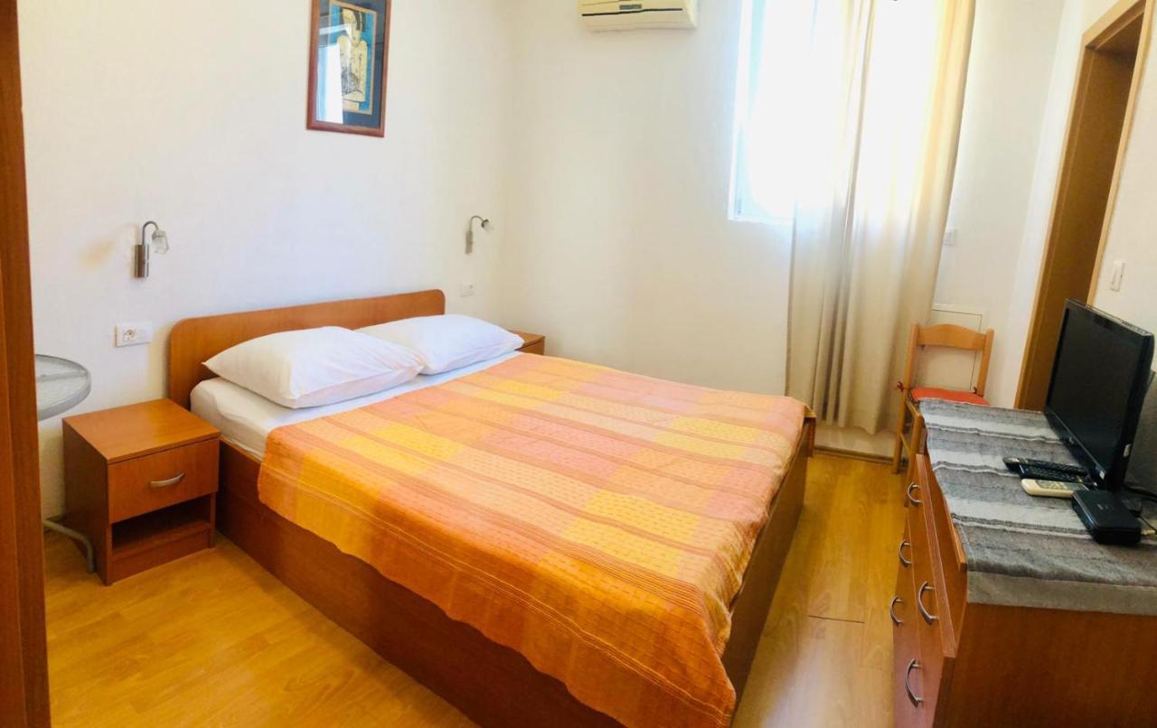 Apartman Lala Baška Voda Zewnętrze zdjęcie